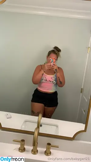 bxbygxrl21 / bxxbygxxrll nude photo #0104