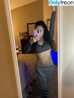 bxbypyx / xoprxtty nude photo #0001