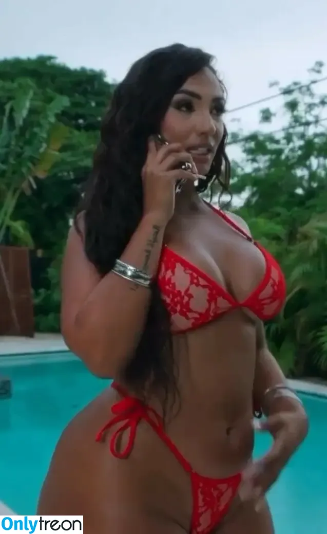 Caami Bernaal nude photo #0019 (caamibernaal / caamibernaalfree)