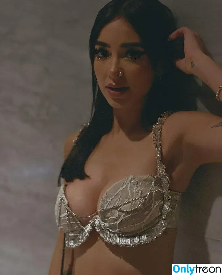 Caeli голая photo #0007 (Caelike / Caeliyt / caeliexclusive)