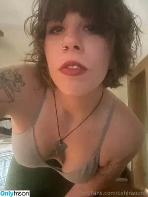 cahiraoona / ccarolynnn nude photo #0086