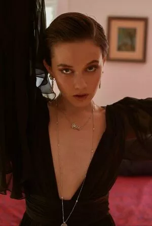 Cailee Spaeny / caileespaeny nude photo #0138