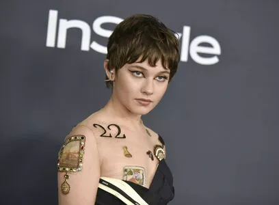 Cailee Spaeny / caileespaeny nude photo #0270