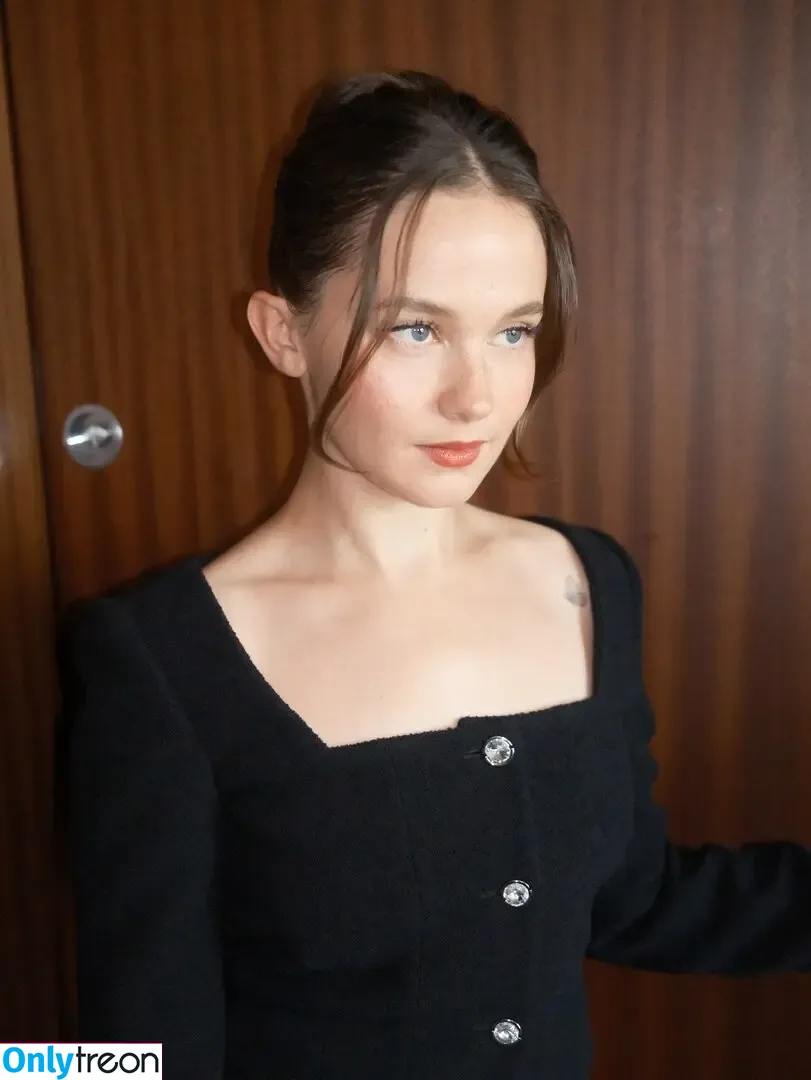 Cailee Spaeny nude photo #0741 (caileespaeny)