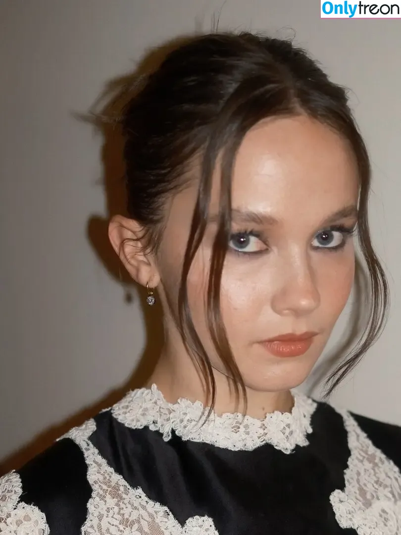 Cailee Spaeny голая photo #0785 (caileespaeny)