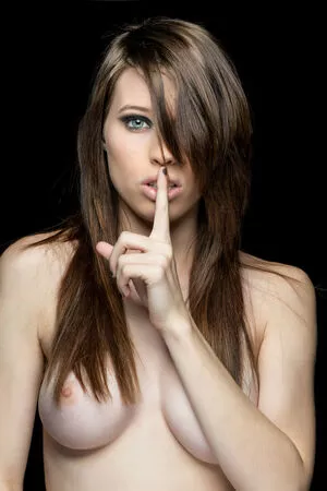Caitlin McSwain / caitlindmcswain nude photo #0423
