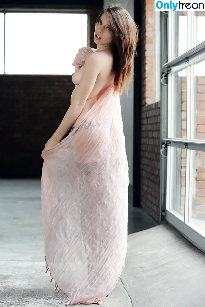 Caitlin McSwain nude photo #0519 (caitlindmcswain)