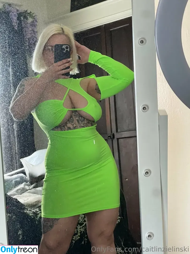 caitlinzielinski nude photo #0133 (caitlinzielinski__)