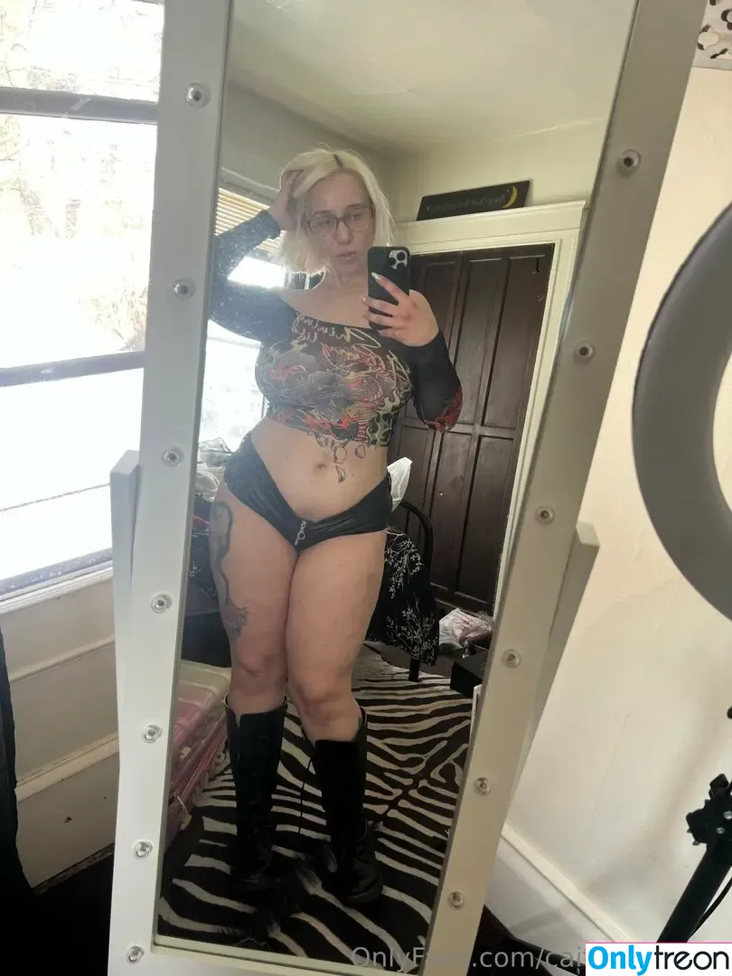 caitlinzielinski nude photo #0138 (caitlinzielinski__)