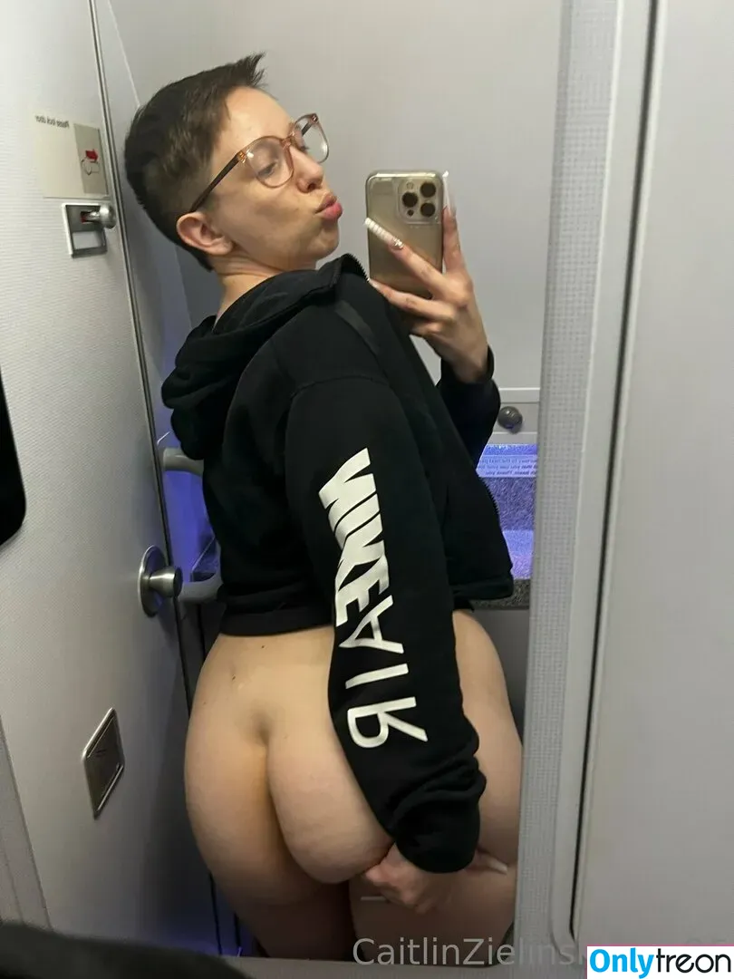 caitlinzielinskifree nude photo #0016 (caitlinzielinski)
