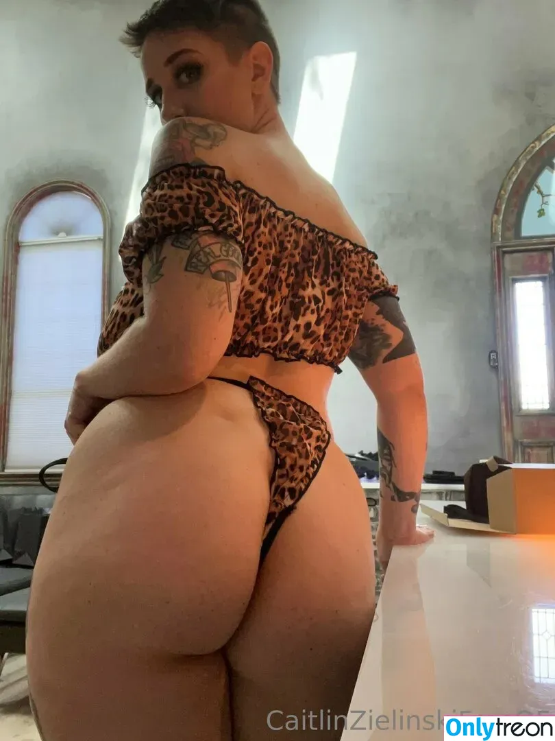 caitlinzielinskifree nude photo #0023 (caitlinzielinski)