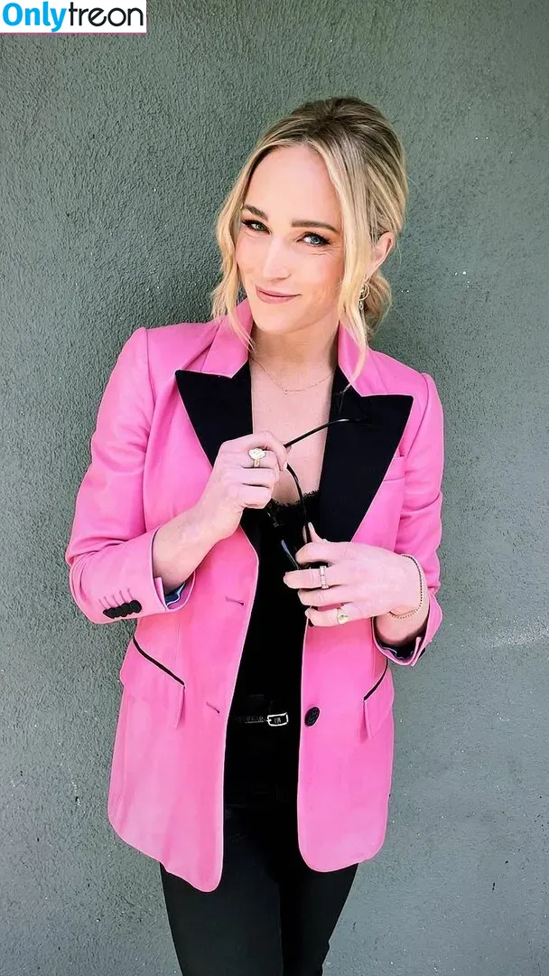Caity Lotz nude photo #0175 (caitylotz)