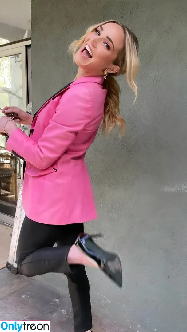 Caity Lotz nude photo #0176 (caitylotz)