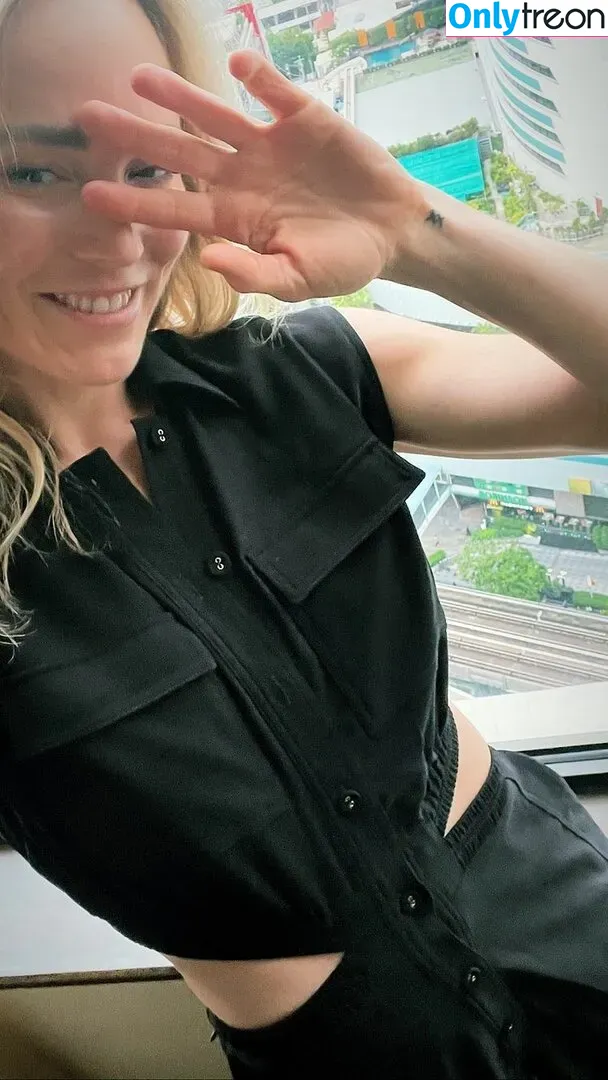 Caity Lotz nude photo #0186 (caitylotz)