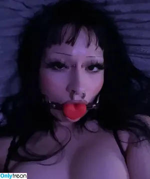  nude photo #0005