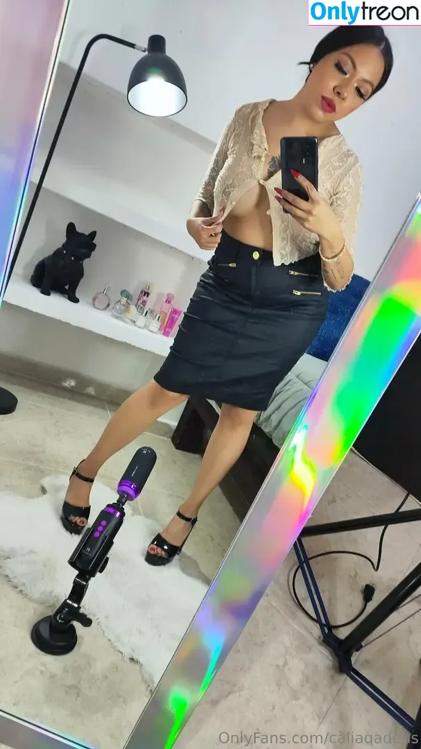 caliaqadehs nude photo #0037 (caliaqadehsoficial)