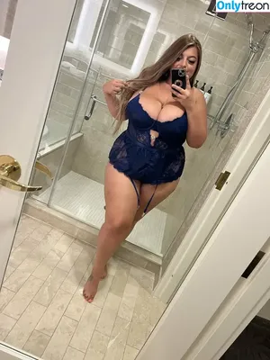Calista Diamandis / GreekGoddess6ix / curvy.calista / greekgoddess416 nude photo #0004