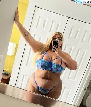 Calista Diamandis / GreekGoddess6ix / curvy.calista / greekgoddess416 nude photo #0007