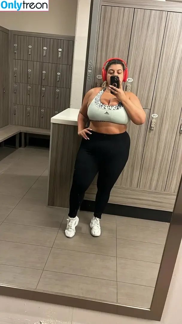 Calista Diamandis nude photo #0006 (GreekGoddess6ix / curvy.calista / greekgoddess416)