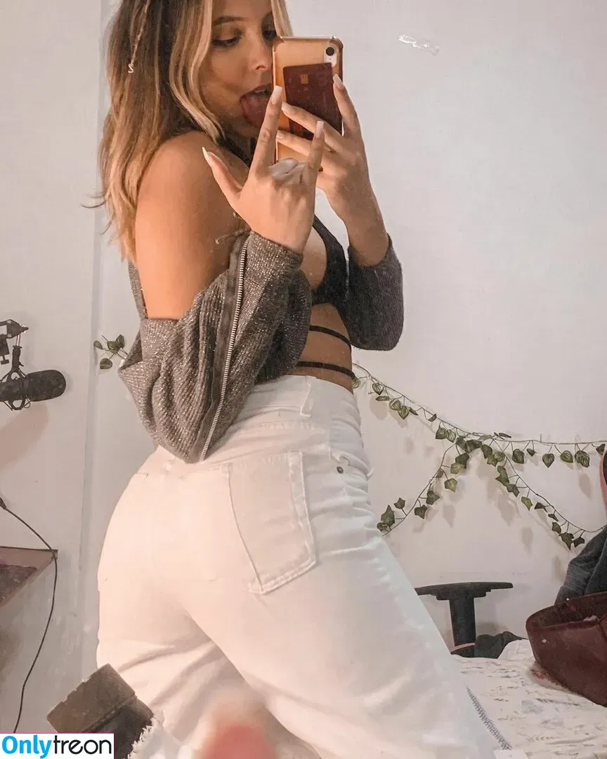 Calistah nude photo #0011 (calistahtwitch / onlycalista)