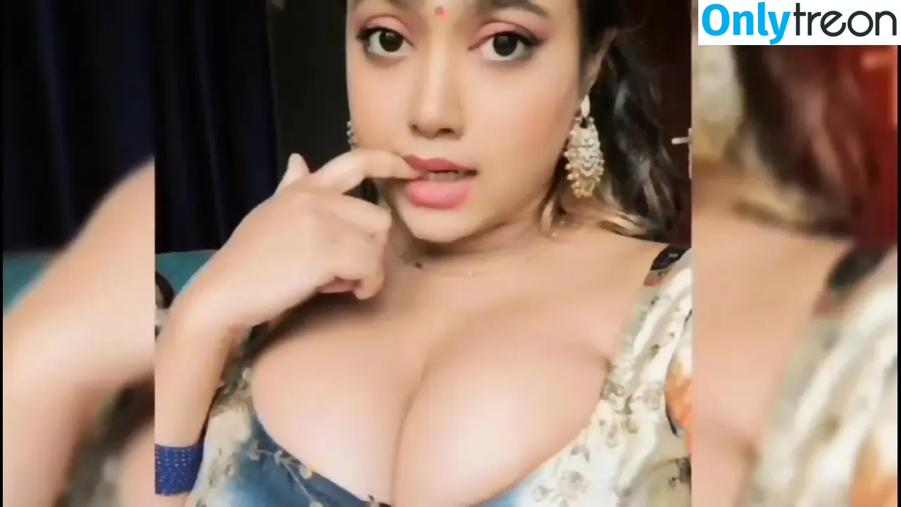 Call Me Sherni nude photo #0015 (Reallovelyghosh / call_me_sherni)