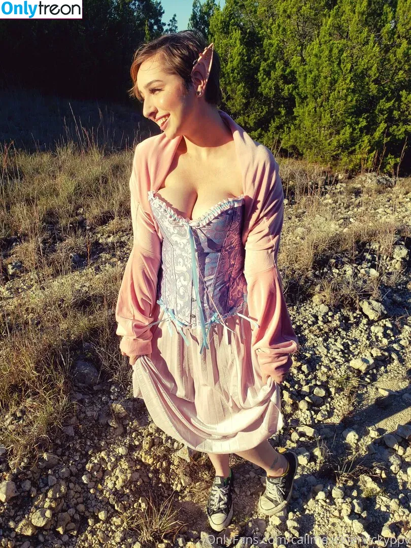 callme.ickiervickyfree голая photo #0008 (callmeacelegit)