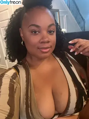 Callmemsparker nude photo #0001