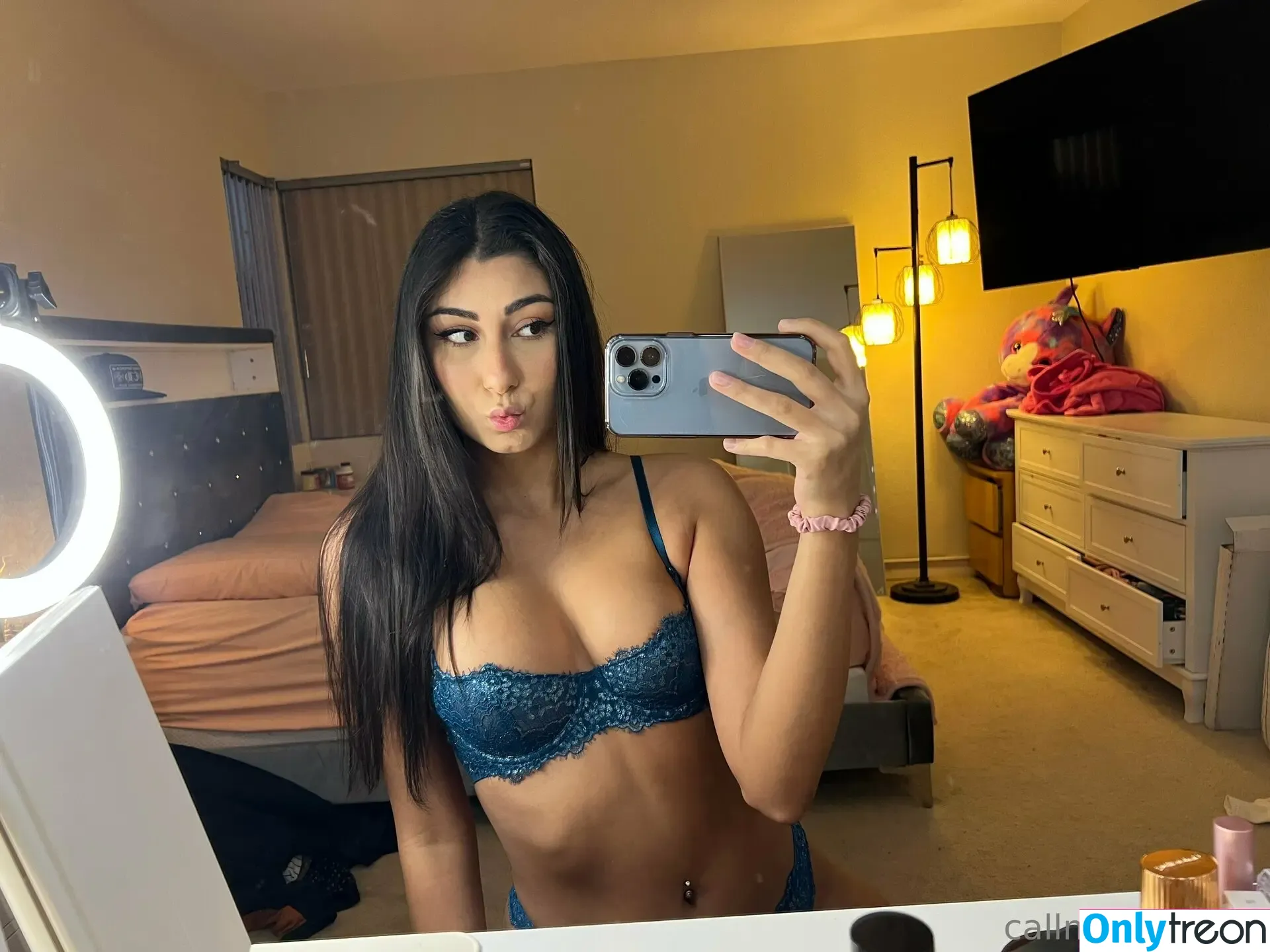 callmepeachhh nude photo #0048 (callmepeachhh)