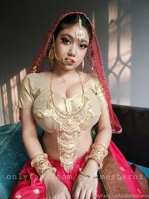 callmesherni / callmesherniakalovelyghosh nude photo #0004