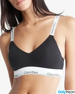 Calvin Klein / calvinklein nude photo #0038