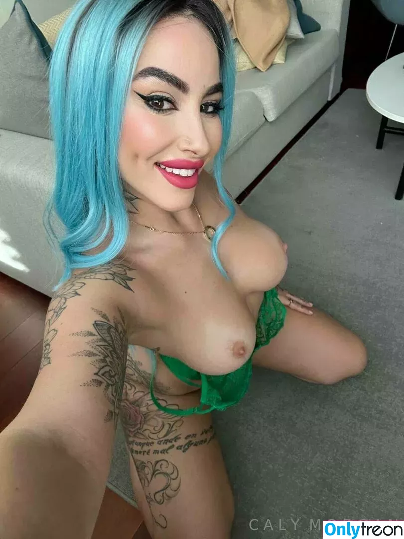 calymorgan голая photo #0031 (caly.morgan7)