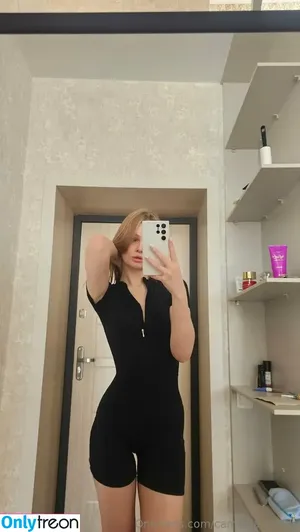 camallia_candy / Blondino4ka07 / annieprincess / camellia_candy1 / yourprincessannie nude photo #0578