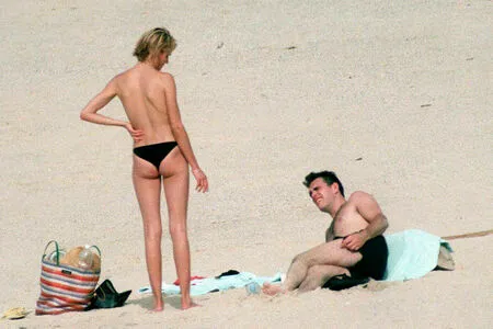 Cameron Diaz / camerondiaz nude photo #0116
