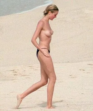 Cameron Diaz / camerondiaz nude photo #0209