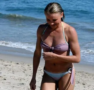 Cameron Diaz / camerondiaz nude photo #0235