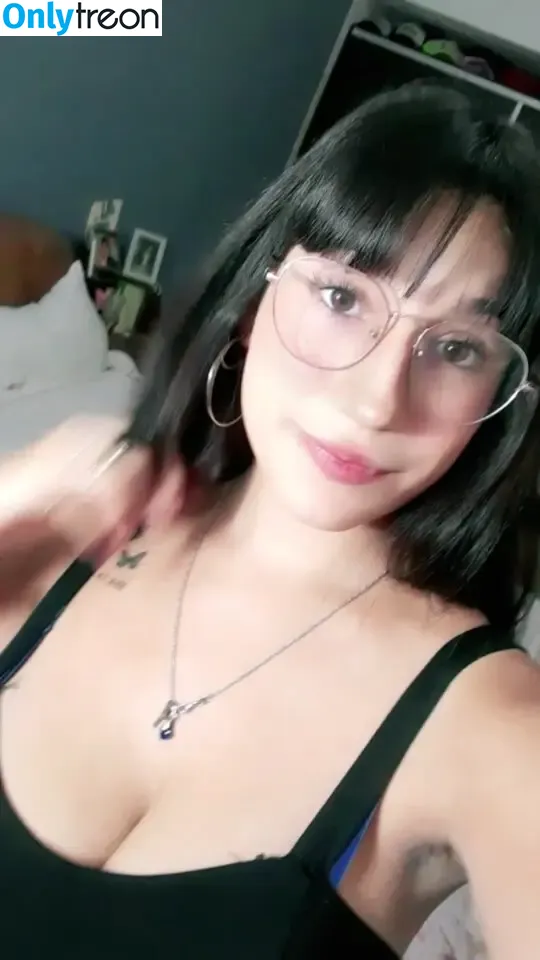 Camí Howden nude photo #0008 (camiihowden / camisocks)