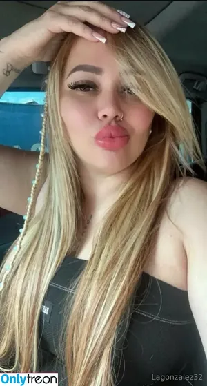 camidior38 / camiidior34 nude photo #0021
