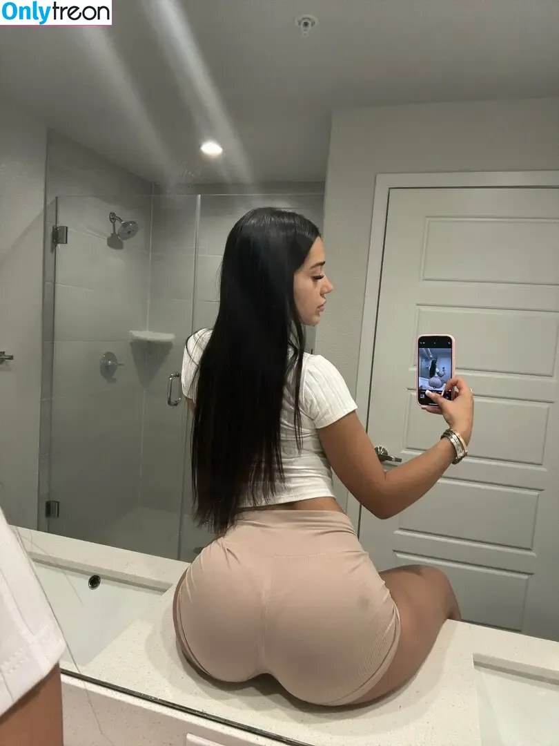 camiihenaoo голая photo #0025 (camihenao / hehatecamii)