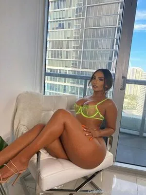 Camila Bernal / caamibernaal nude photo #0008