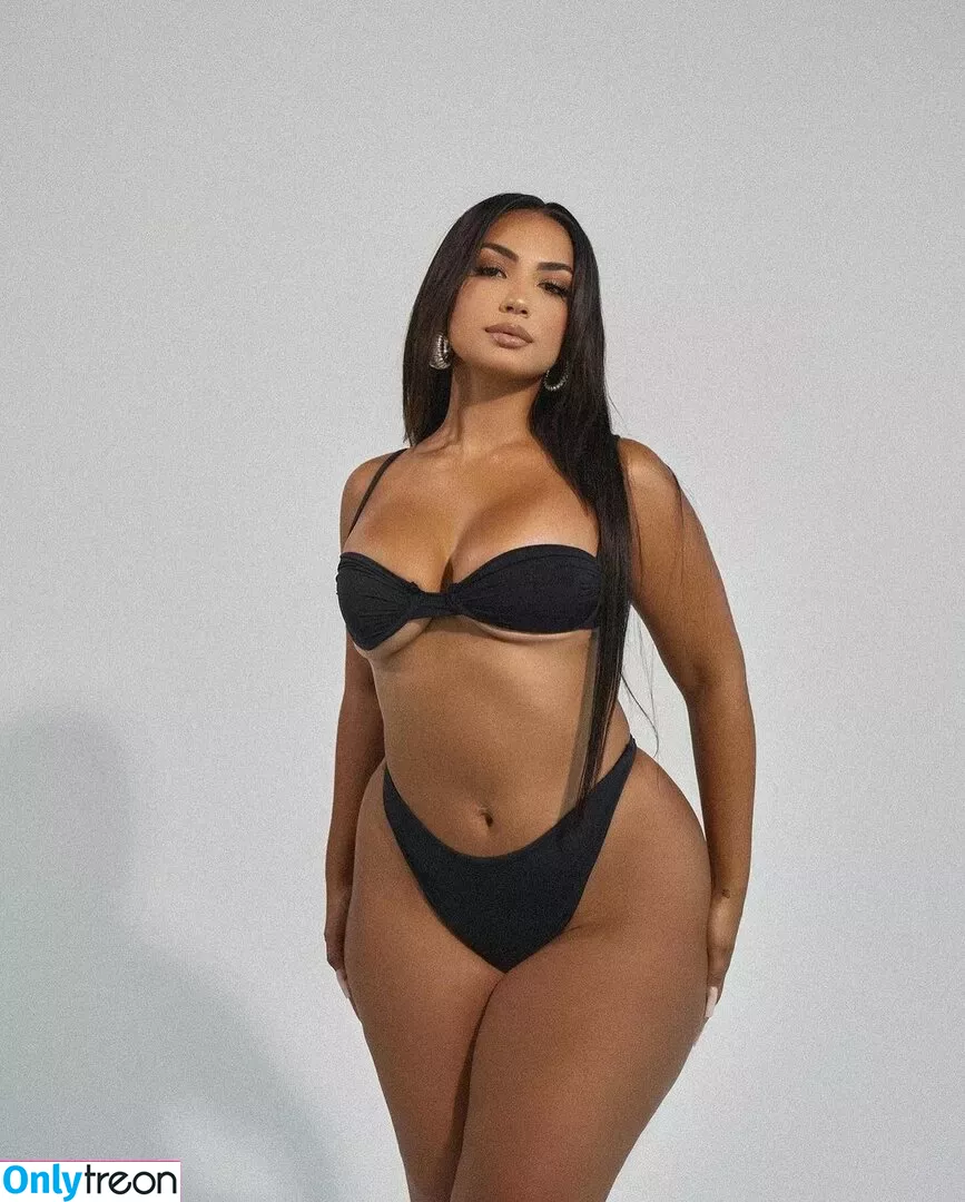 Camila Bernal голая photo #0270 (caamibernaal)