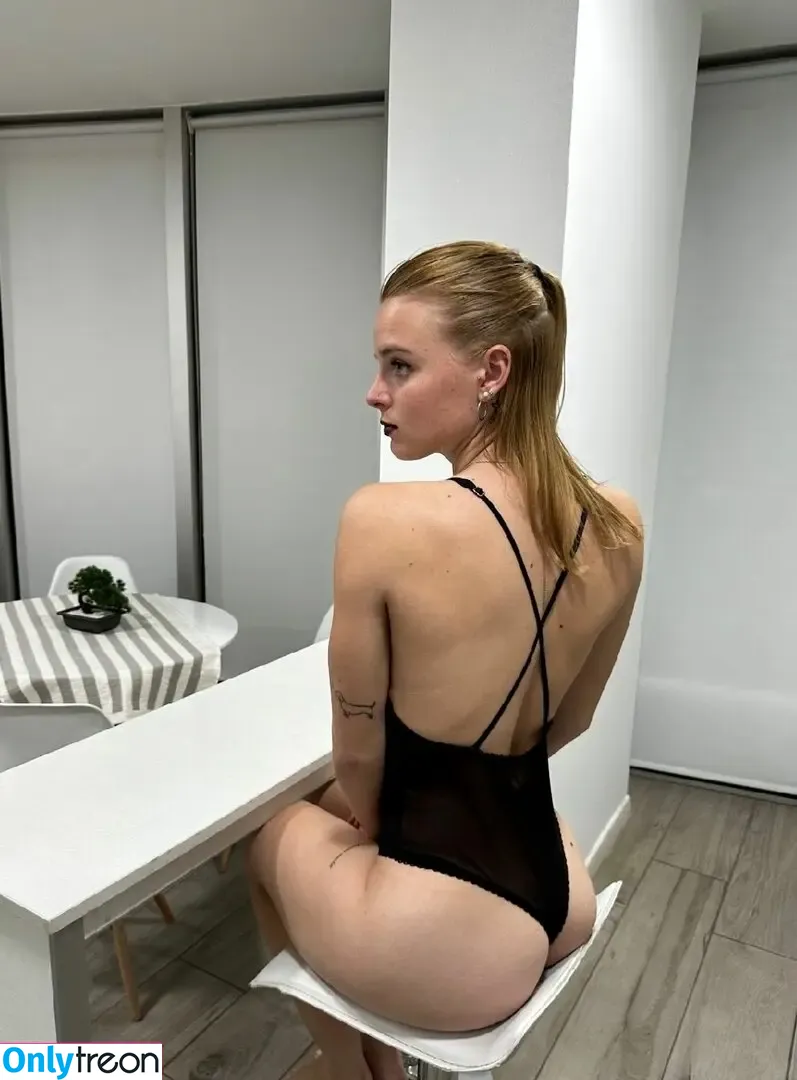 Camila Budniewski nude photo #0062 (budcamila_)