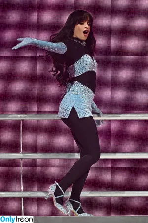 Camila Cabello / Camila_Cabello / iamgabrielaung фото голая #4400