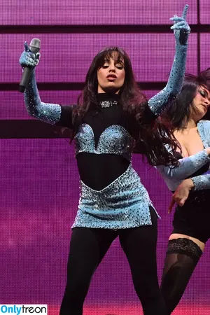 Camila Cabello / Camila_Cabello / iamgabrielaung фото голая #4403