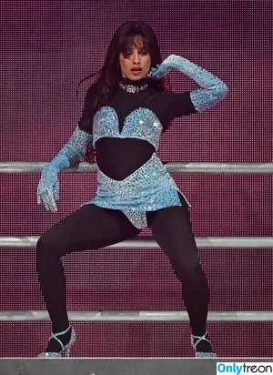 Camila Cabello / Camila_Cabello / iamgabrielaung фото голая #4416