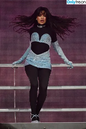 Camila Cabello / Camila_Cabello / iamgabrielaung фото голая #4426