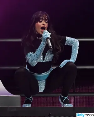 Camila Cabello / Camila_Cabello / iamgabrielaung фото голая #4428