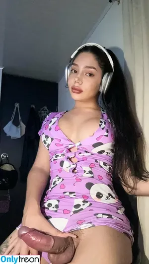 Camila Holguiin / HolguiinCamila / camilah666 / camilaholguiin nude photo #0006