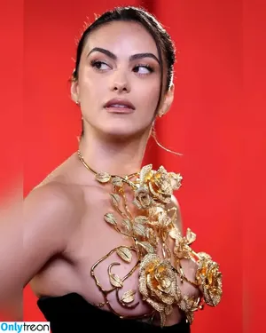 Camila Mendes / camimendes nude photo #0365