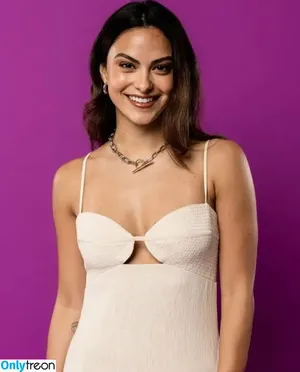 Camila Mendes / camimendes nude photo #0381