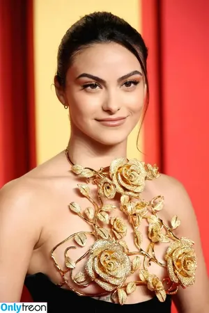 Camila Mendes / camimendes nude photo #0385